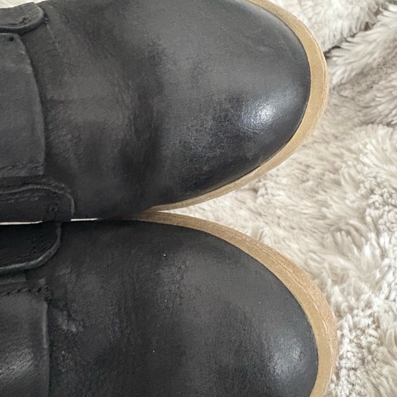 Miz Mooz wedge black ankle boots🎉 - Picture 9 of 16